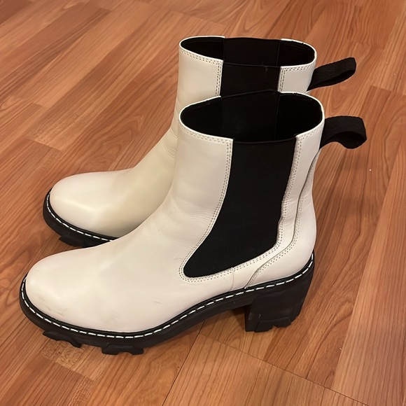 New rag & bone shiloh mid chelsea antique white. Size 10. Comes with box. - Picture 5 of 13